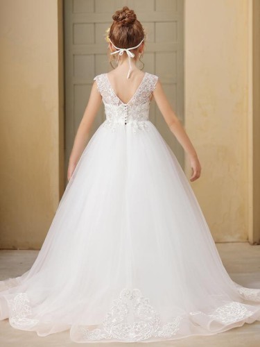 Ball-Gown Princess Scoop Sparkling Sleeveless Sweep Train Tulle Flower Girl Dress