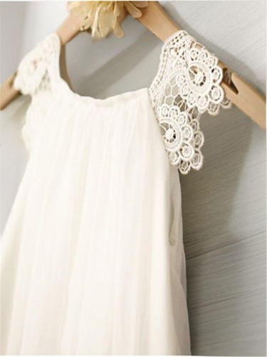 A-line Scoop Sleeveless Fairy-tale Knee-Length Chiffon Flower Girl Dress With Lace