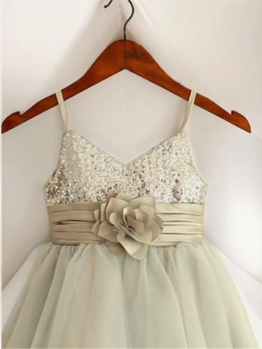 A-line Princess Spaghetti Straps Sleeveless Tea-Length Delightful Tulle Flower Girl Dress With Sequins