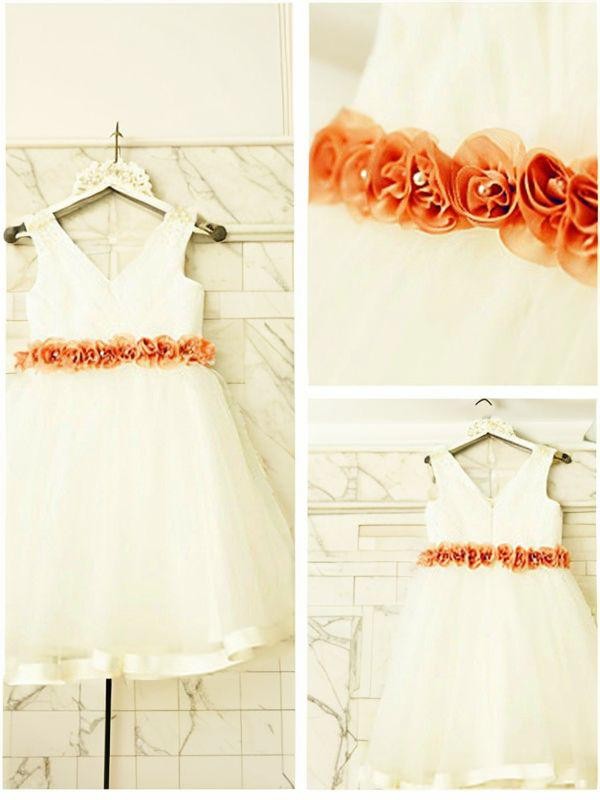 A-line Princess V-neck Sleeveless Tea-Length Tulle Sweet Flower Girl Dress With Hand-Made Flower