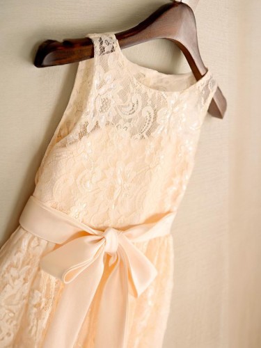 A-line Scoop Sleeveless Tea-Length Innocent Lace Flower Girl Dress