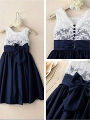 A-line Straps Sleeveless Tea-Length Taffeta Dainty Flower Girl Dress With Bowknot