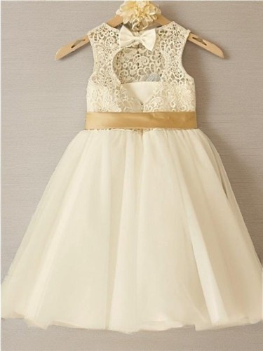 A-line Princess Scoop Fairy-tale Sleeveless Knee-Length Tulle Flower Girl Dress With Bowknot